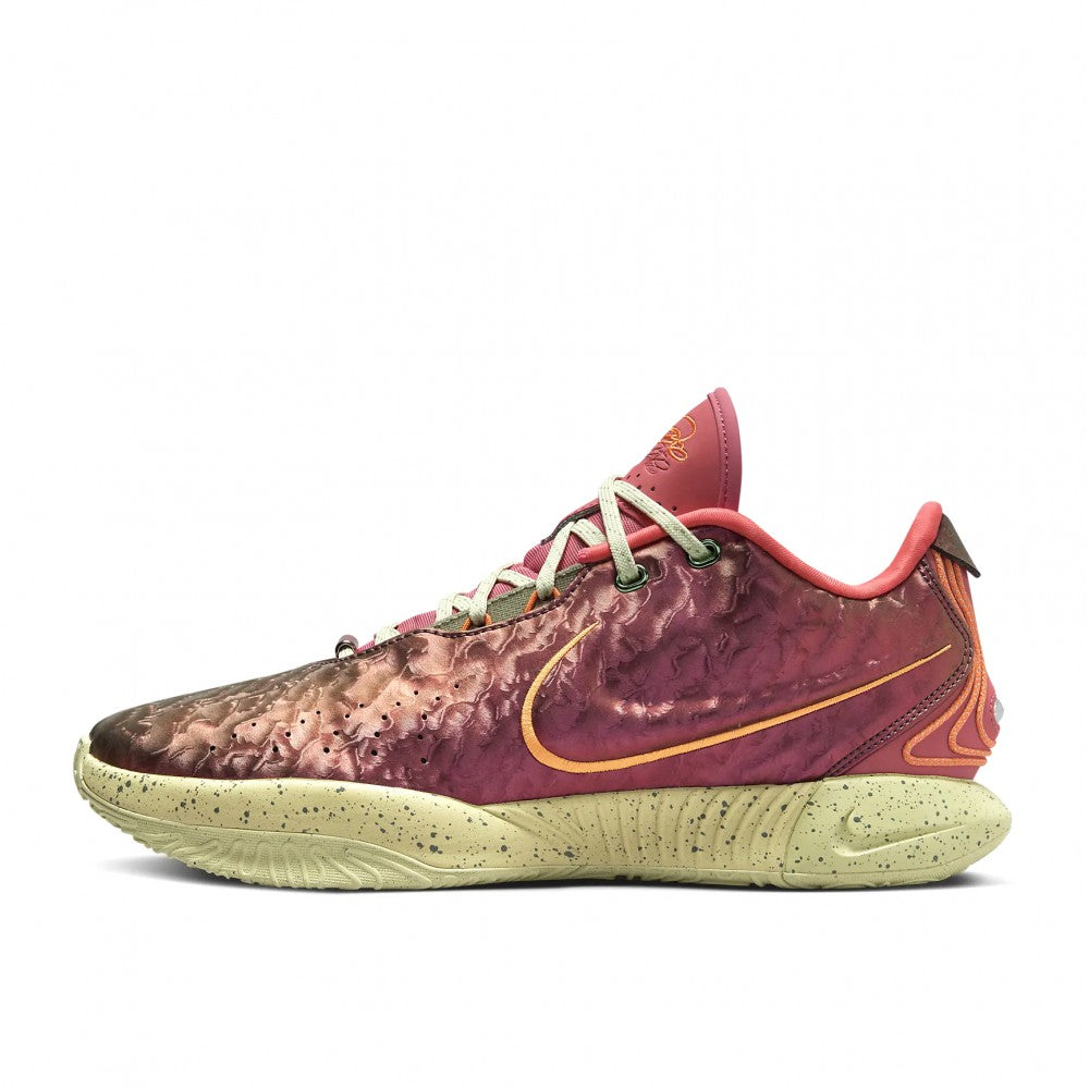 LeBron 21 - Queen Conch